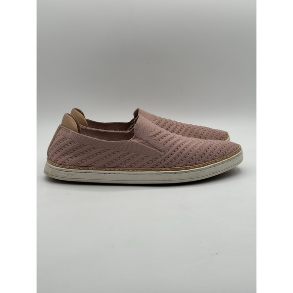 UGG Shoes - UGG Sammy Cheveron Women's Size 12